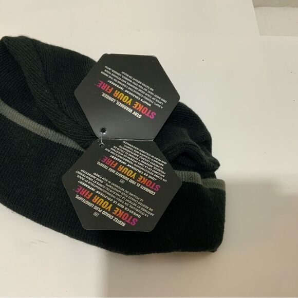 Under Armour  beannie lined hat - Picture 8 of 8